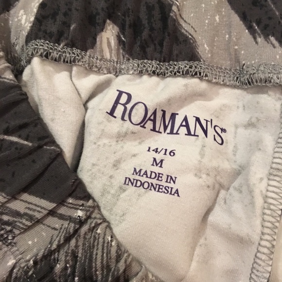 Roaman’s • Brushstroke Print Legging - Picture 6 of 7